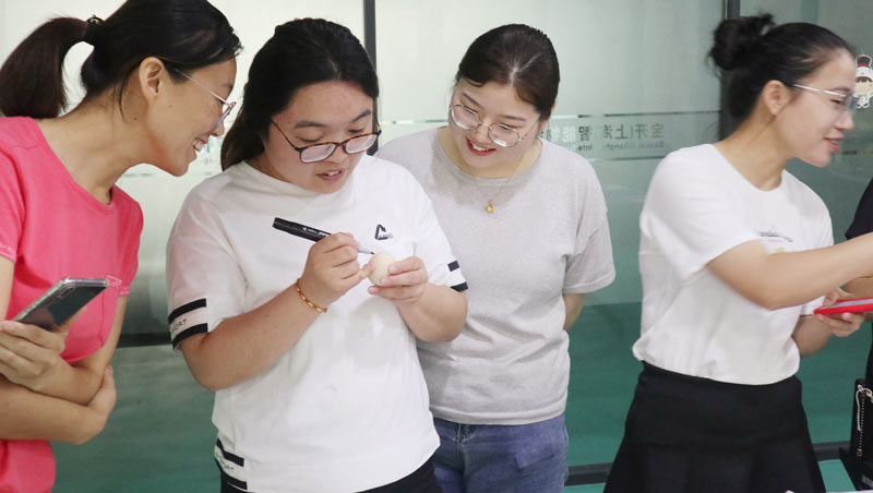 品粽香滋味，繪多彩生活 | 寶開(kāi)舉辦“包粽子 · 繪彩蛋 · 迎端午”主題活動(dòng)