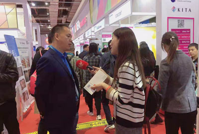 ＂合作、創(chuàng)新、共享＂話進博一一寶開董事長邢志文參觀進博并接受SMG記者采訪