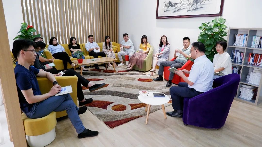 感受文字之美，共享閱讀之樂 | 寶開與燎申智城共同舉辦成長專場讀書活動