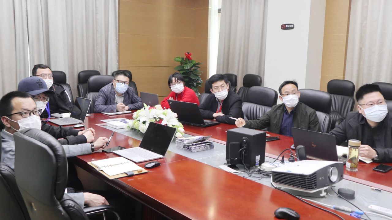 新品上線 ｜ 湯姆迅開(kāi)展「燈帶式播種墻」專(zhuān)題培訓(xùn)