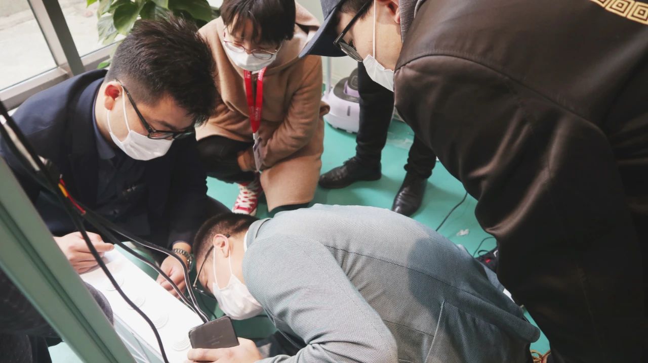 新品上線 ｜ 湯姆迅開(kāi)展「燈帶式播種墻」專(zhuān)題培訓(xùn)