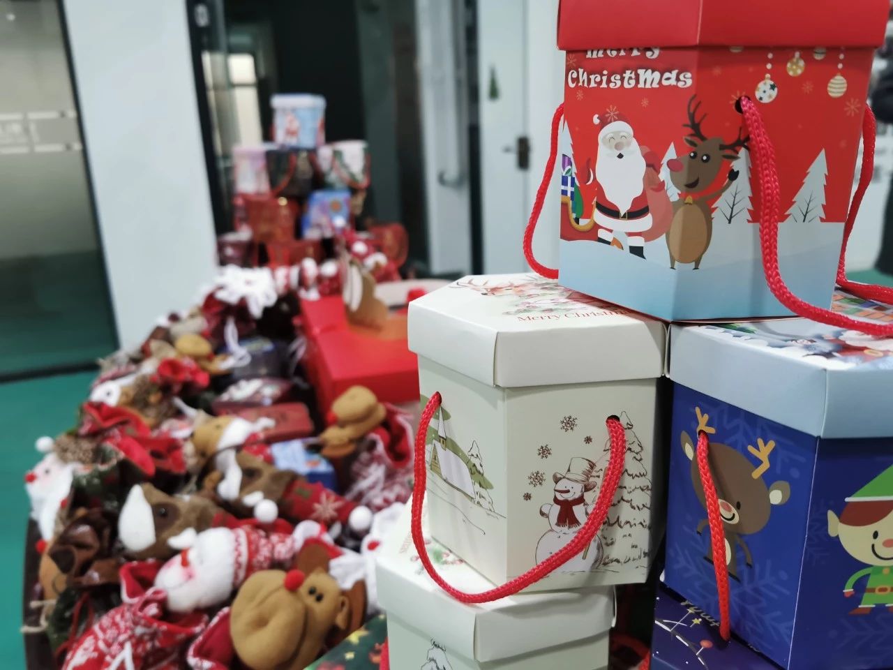 圣誕主題生日趴 | 濃情暖意平安夜，誕愿有你共前行