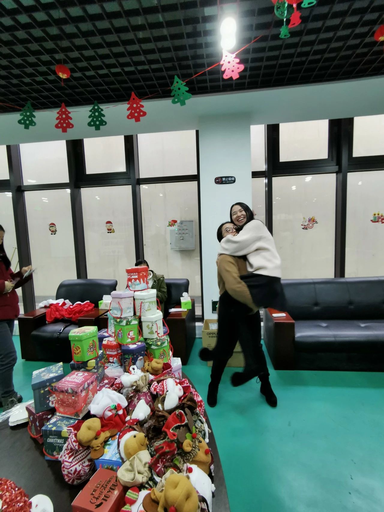 圣誕主題生日趴 | 濃情暖意平安夜，誕愿有你共前行