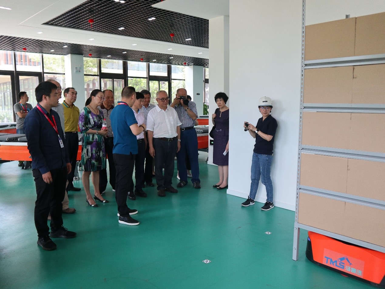 新聞 | 無錫市原政協(xié)領(lǐng)導、吳涇鎮(zhèn)黨委領(lǐng)導一行蒞臨寶開參觀考察