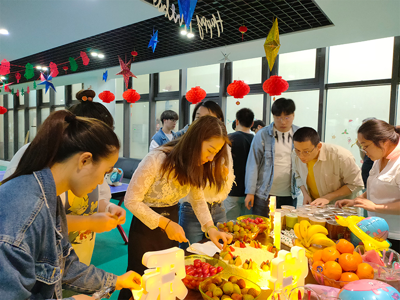 員工集體生日會｜溫馨五月，感恩有你，攜手同行