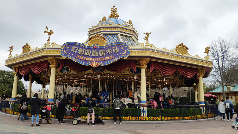 Happy Women’s Day | 歡度三八節(jié)，我們相約上海迪士尼樂園