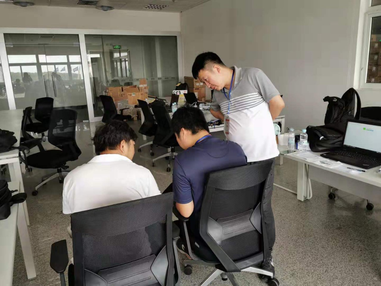 夏送清涼，集體慶生，慰問一線 | 致我們的一線伙伴：辛苦了！