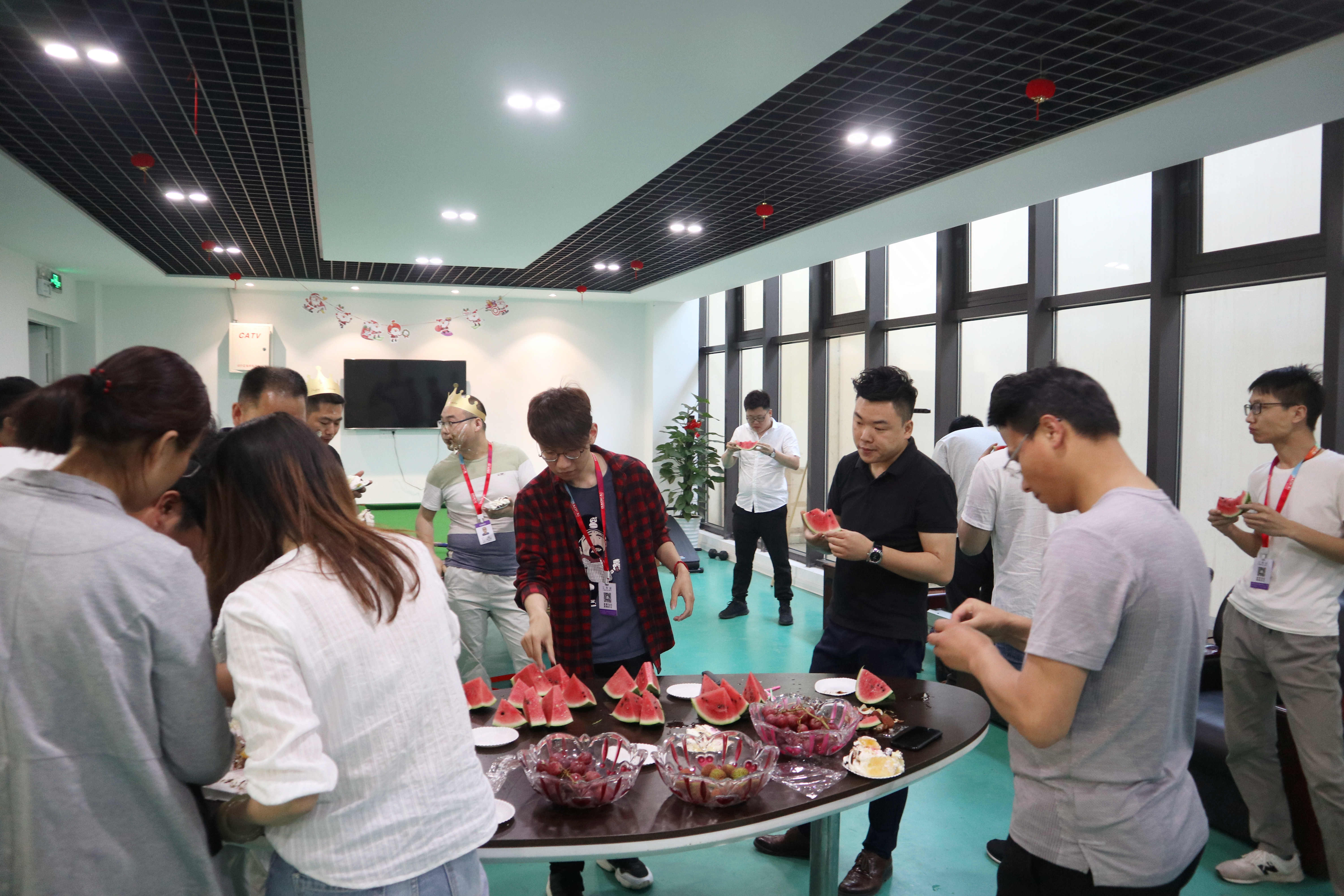 員工集體生日會 | 繽紛五月，把美好的祝福送給你