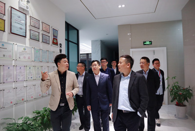 簡訊 | 天津市東麗經(jīng)濟開發(fā)區(qū)領(lǐng)導蒞臨寶開企業(yè)總部參觀考察