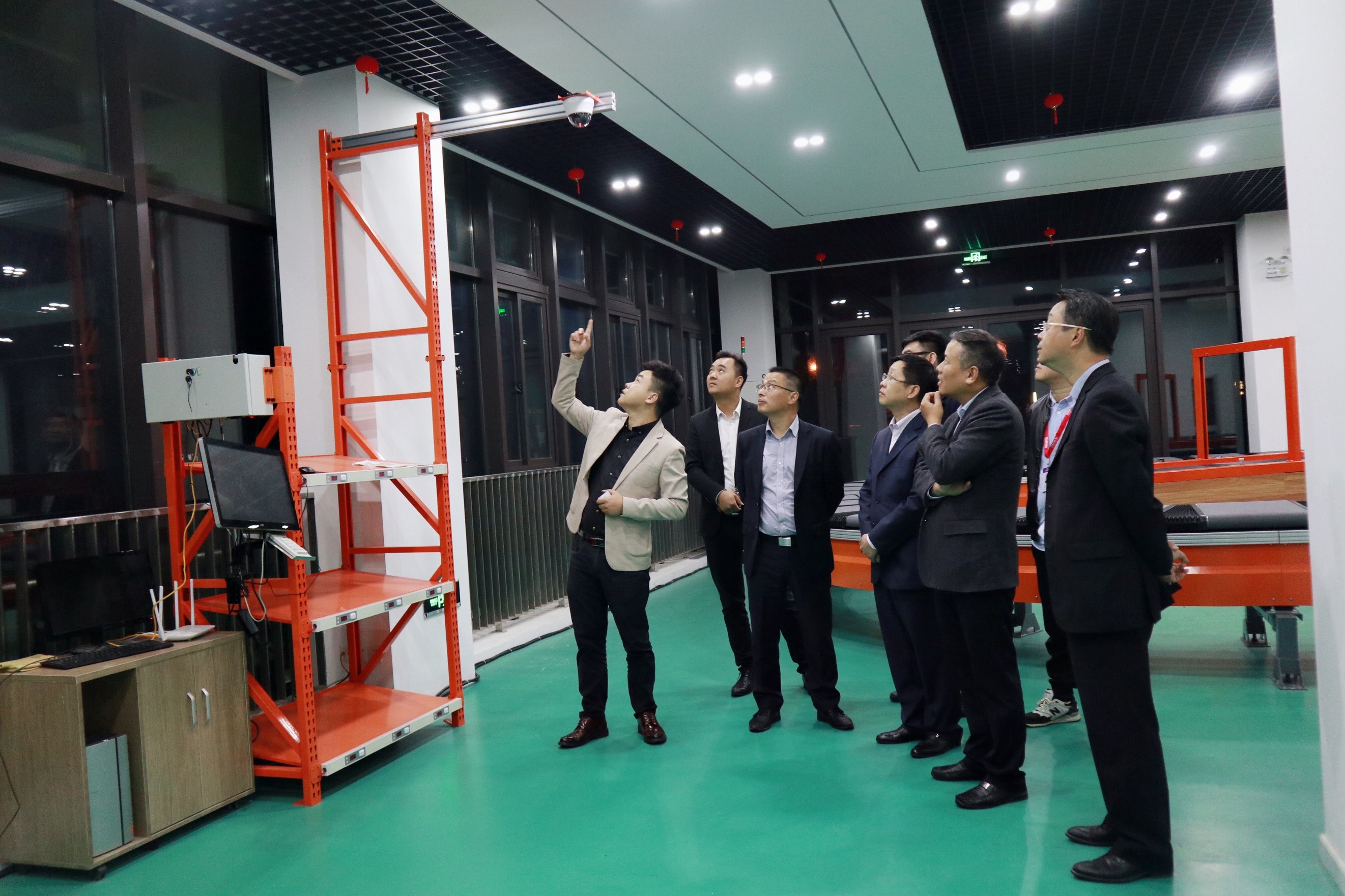 簡訊 | 天津市東麗經(jīng)濟開發(fā)區(qū)領(lǐng)導(dǎo)蒞臨寶開企業(yè)總部參觀考察