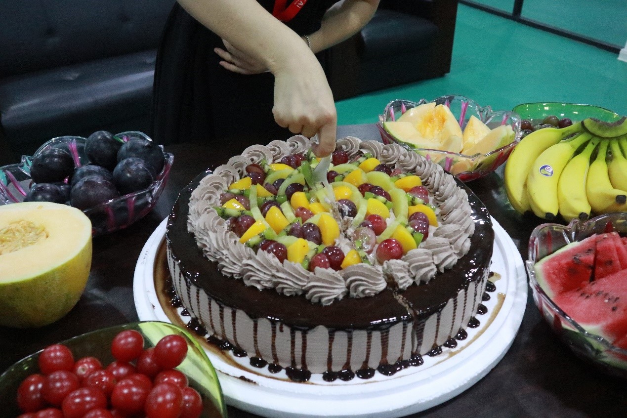 八月未央，歡聚一夏 | 寶開集體生日會(huì)：共享歡樂時(shí)刻