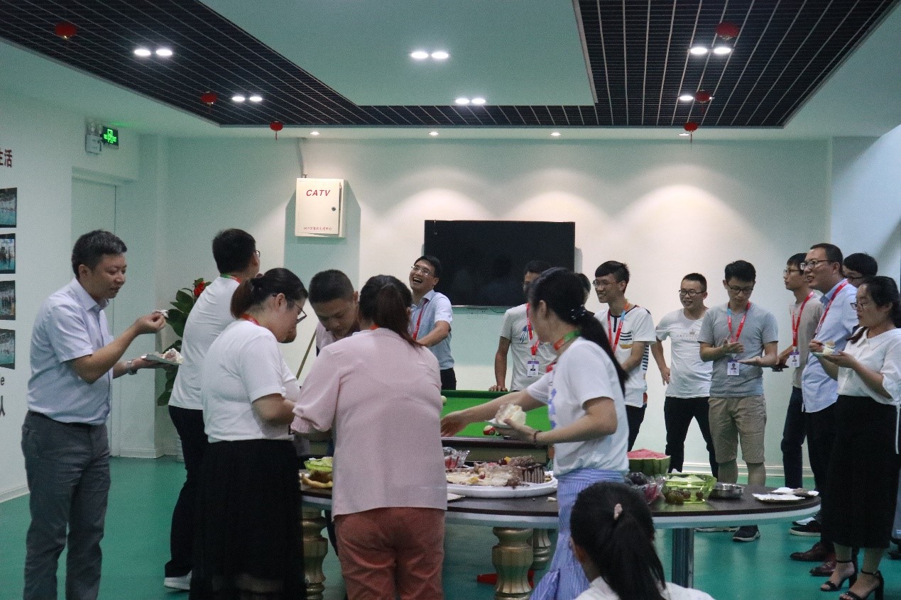 八月未央，歡聚一夏 | 寶開集體生日會(huì)：共享歡樂時(shí)刻