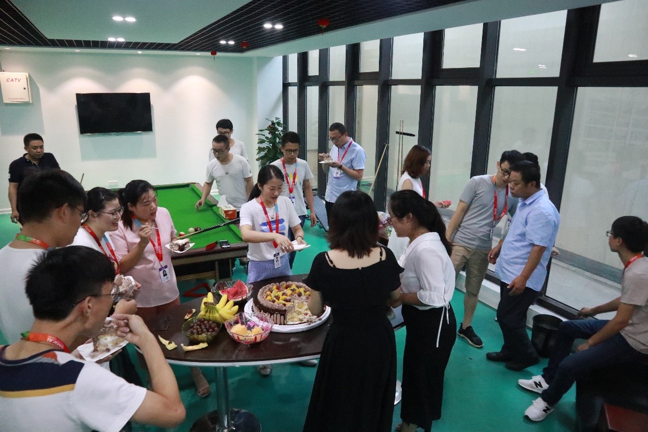 八月未央，歡聚一夏 | 寶開集體生日會(huì)：共享歡樂時(shí)刻