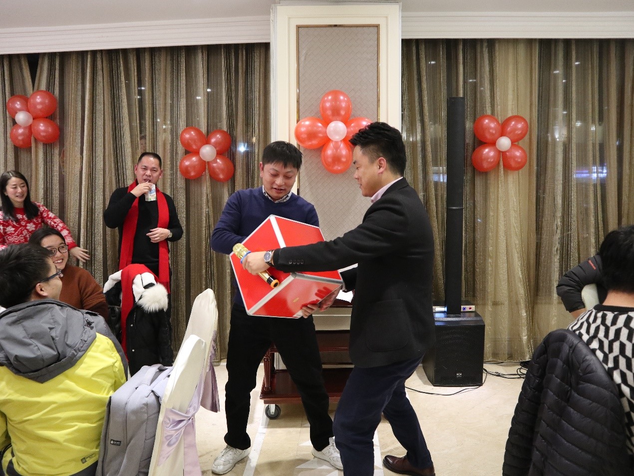 新聞 | “不忘初心創(chuàng)輝煌，牢記使命迎挑戰(zhàn)”寶開年會系列活動報道