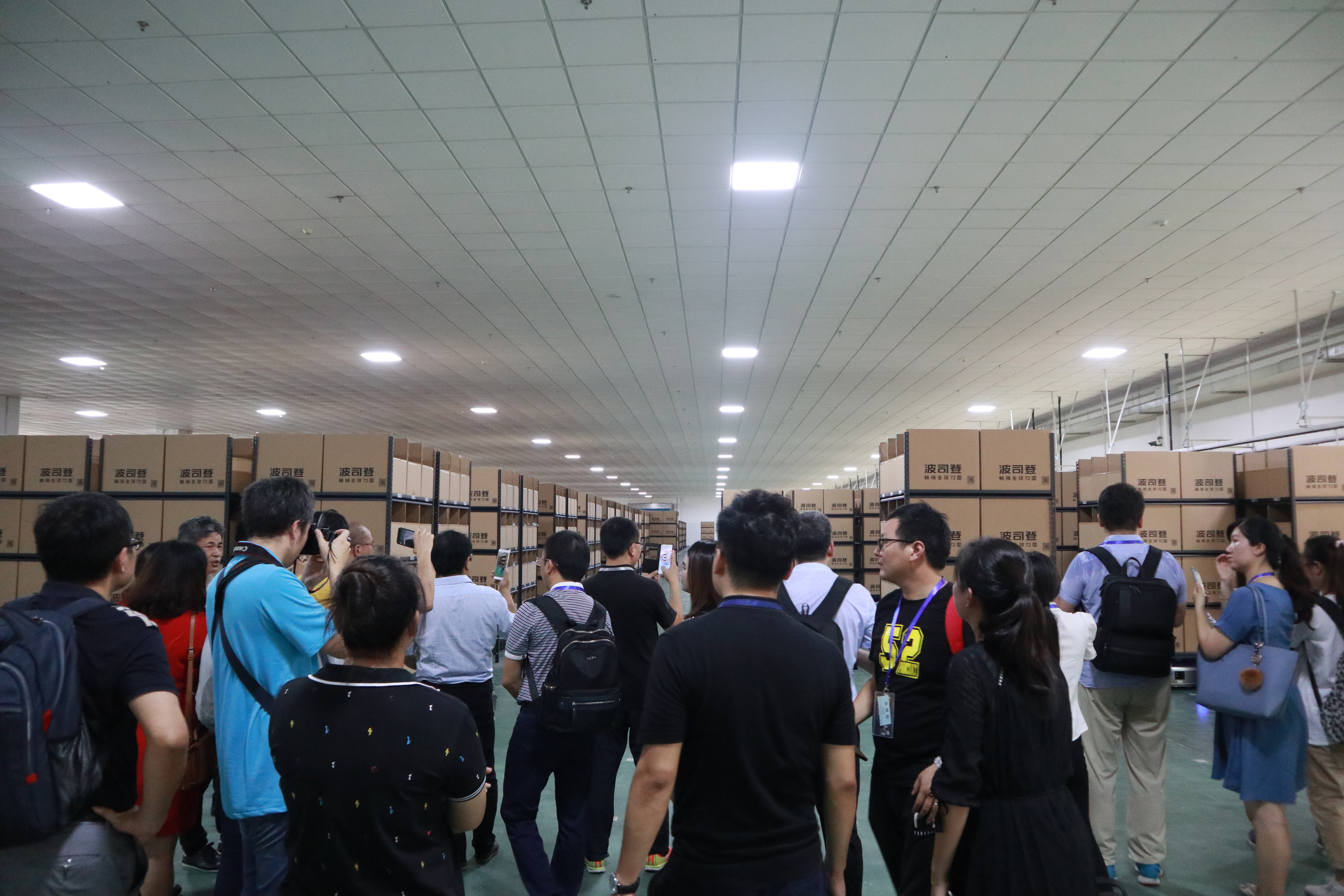 戴建國(guó)：我只是修路人 | FLA小秘書的GALTS 2018波司登集團(tuán)中央智能配送中心參觀之旅