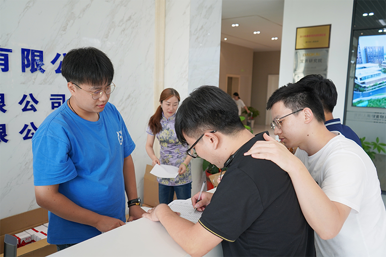 月圓中秋 · 集體慶生 | 溫馨九月，迎佳節(jié)，賀生辰，共團(tuán)圓！